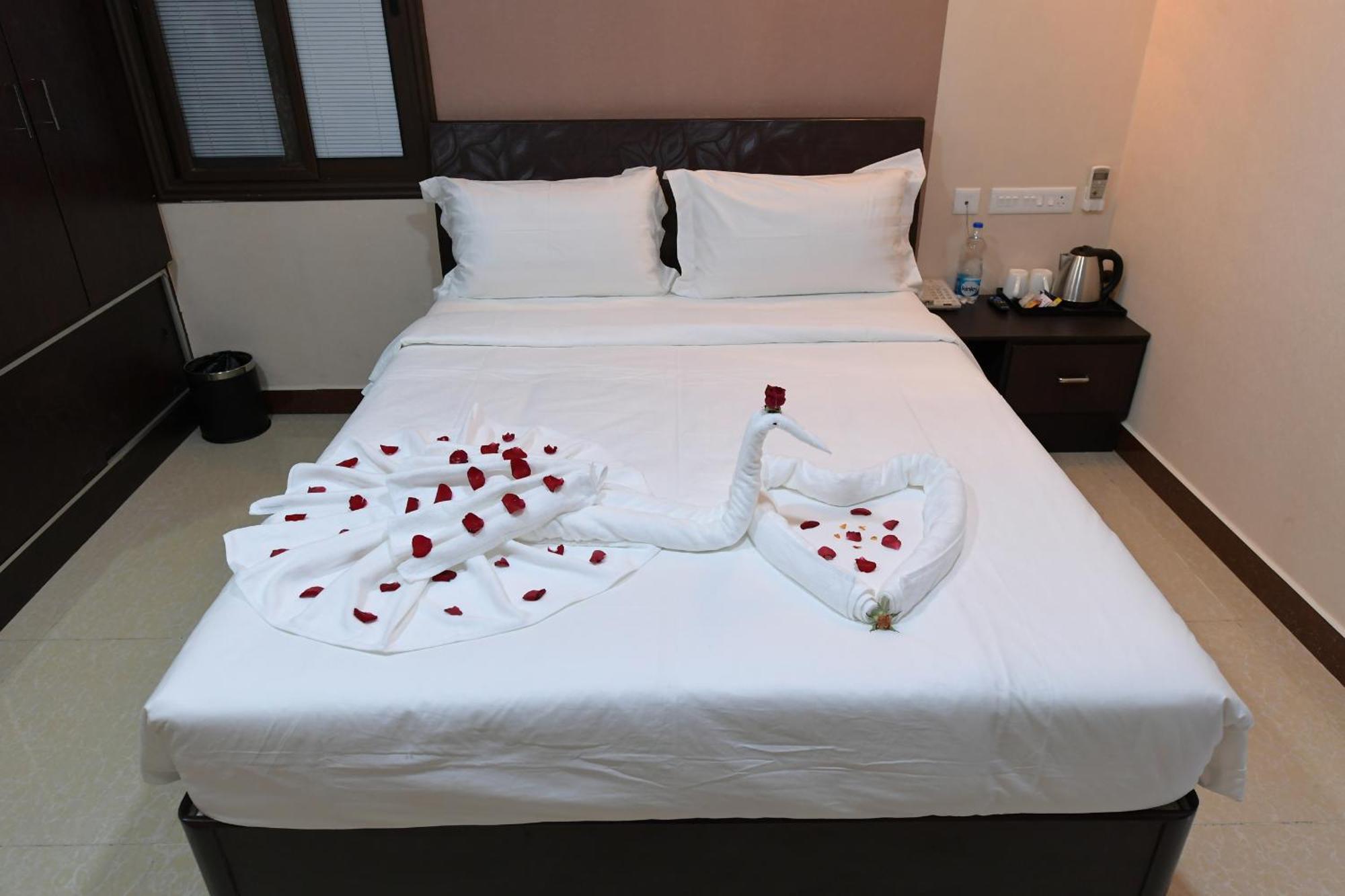 Coastal Grand Hotel Sampath Tiruchirappalli Exterior photo