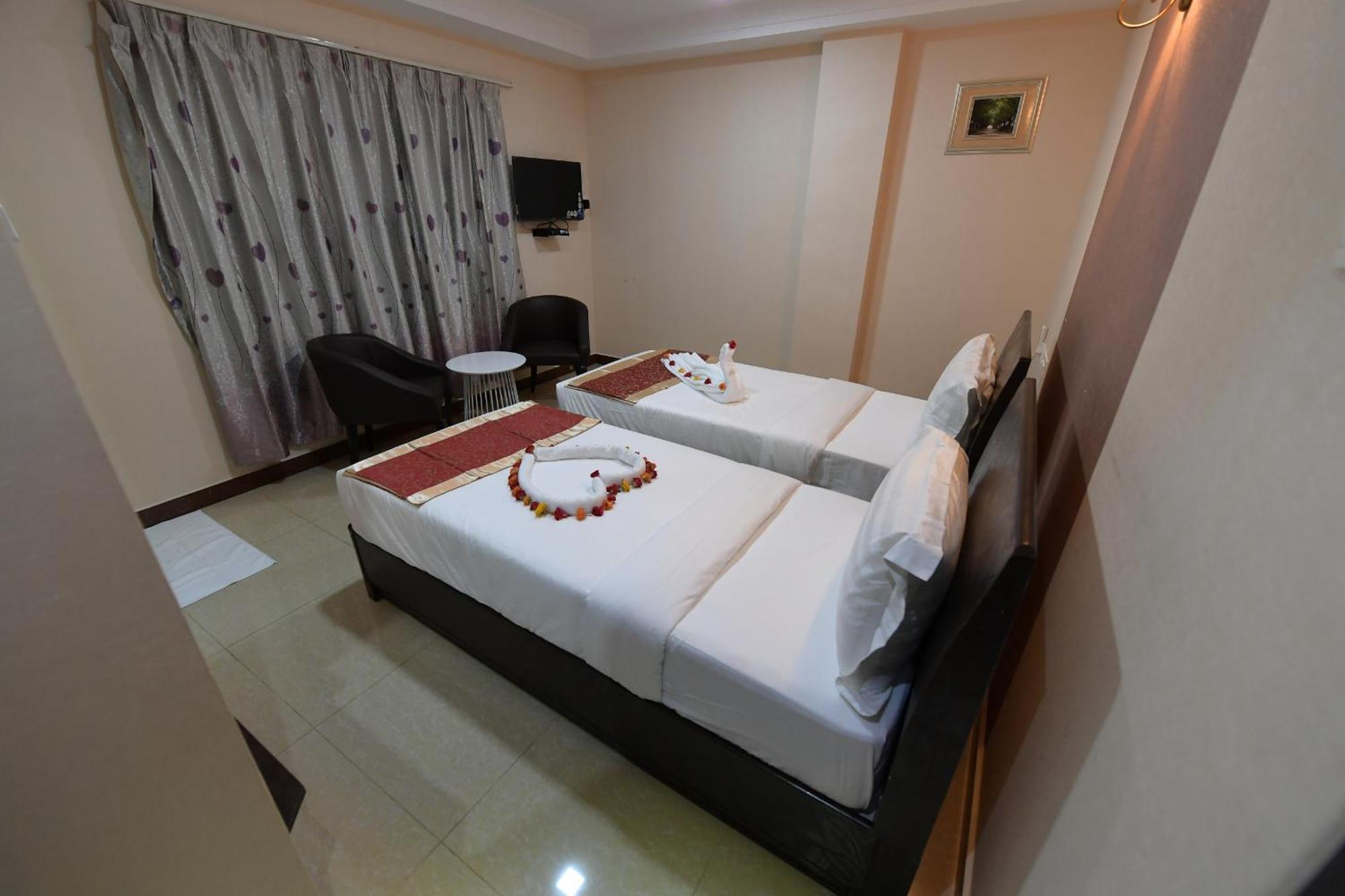 Coastal Grand Hotel Sampath Tiruchirappalli Exterior photo