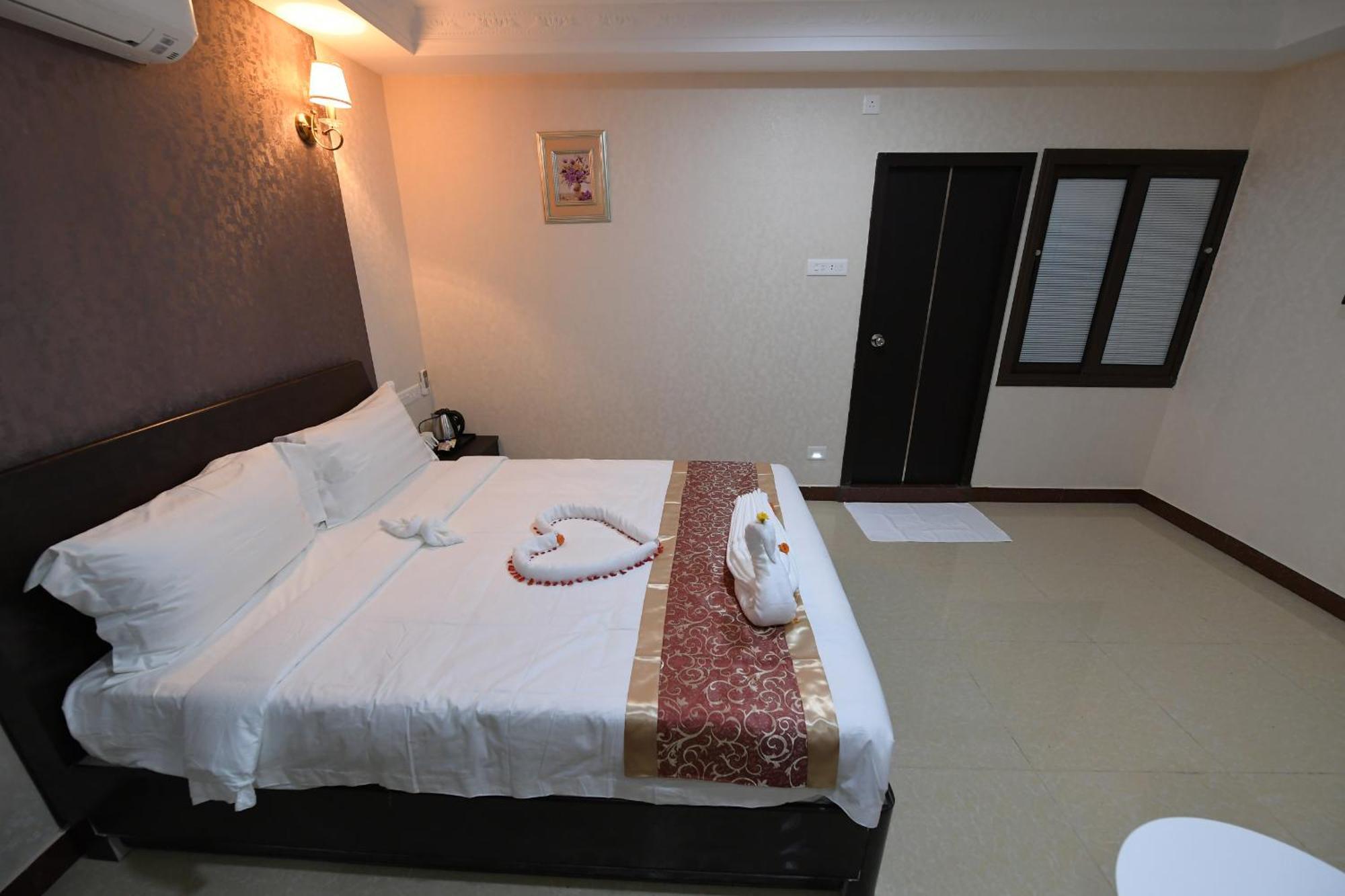 Coastal Grand Hotel Sampath Tiruchirappalli Exterior photo